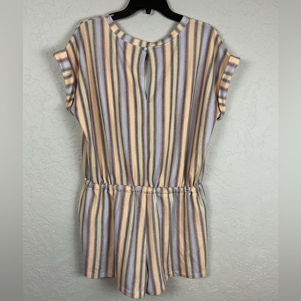 Live Well Lifestyle Romper Shorts Tie Waist Size Medium Pockets - Picture 4 of 8